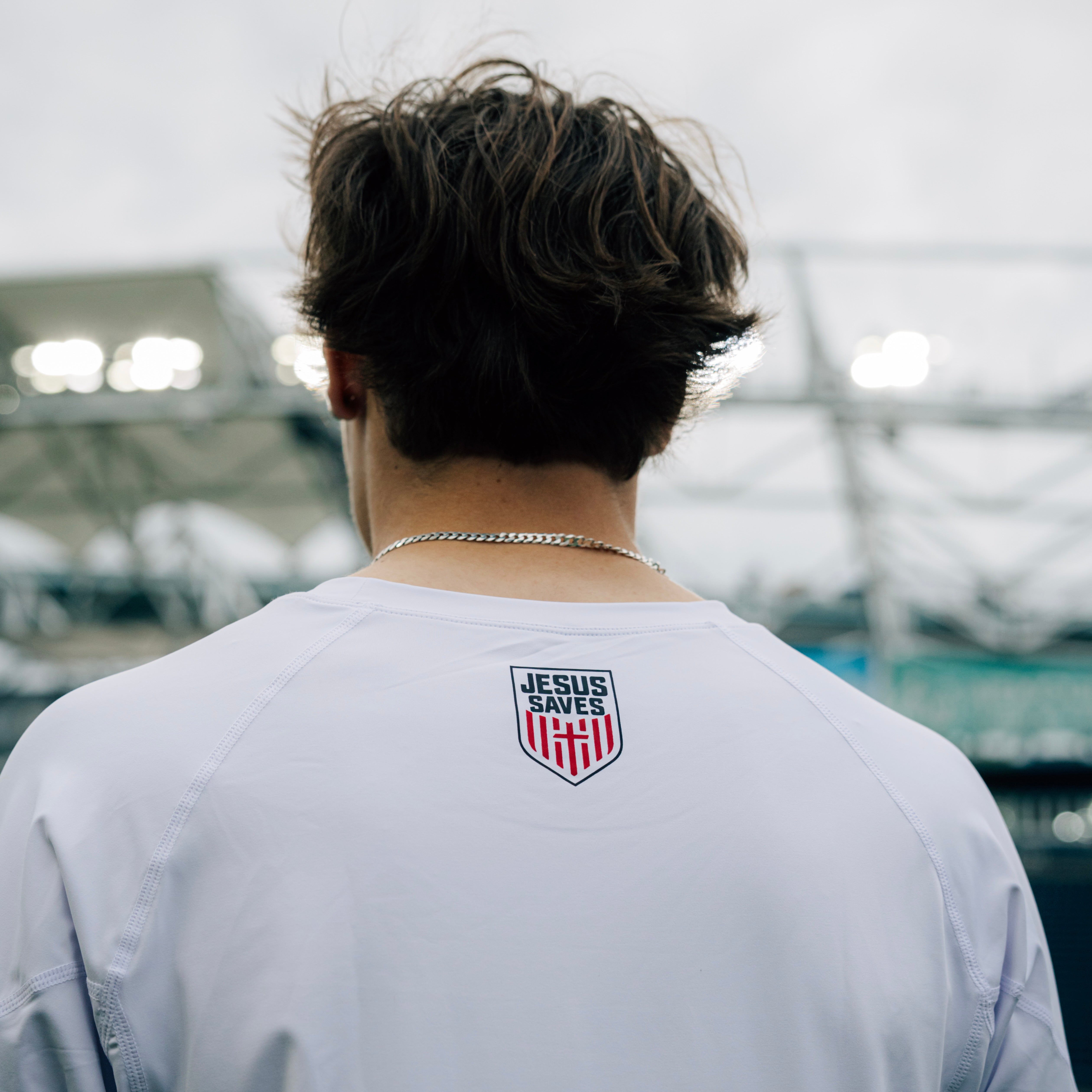 'JESUS IS KING' X USA COMPRESSIONS