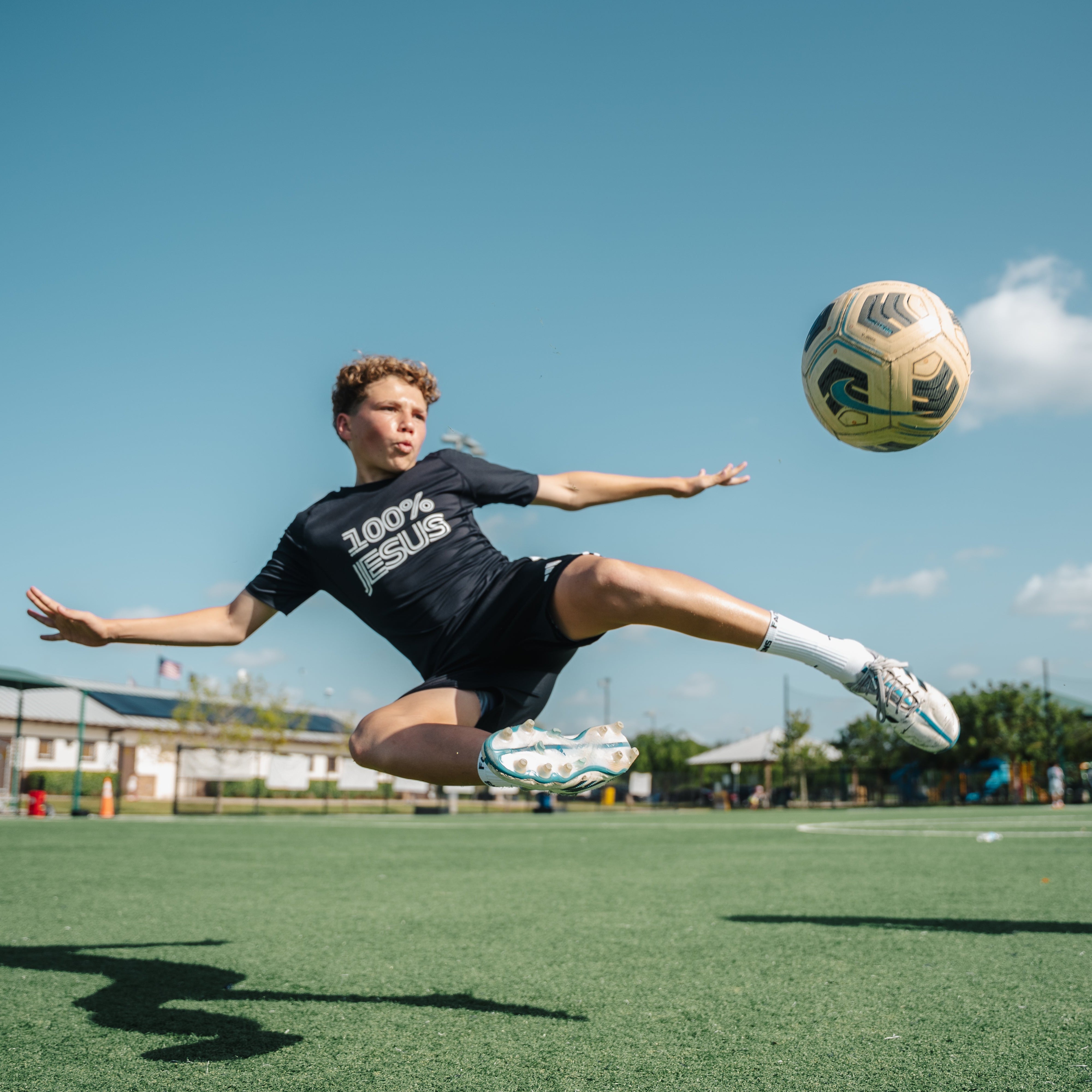 YOUTH '100% JESUS' COMPRESSIONS