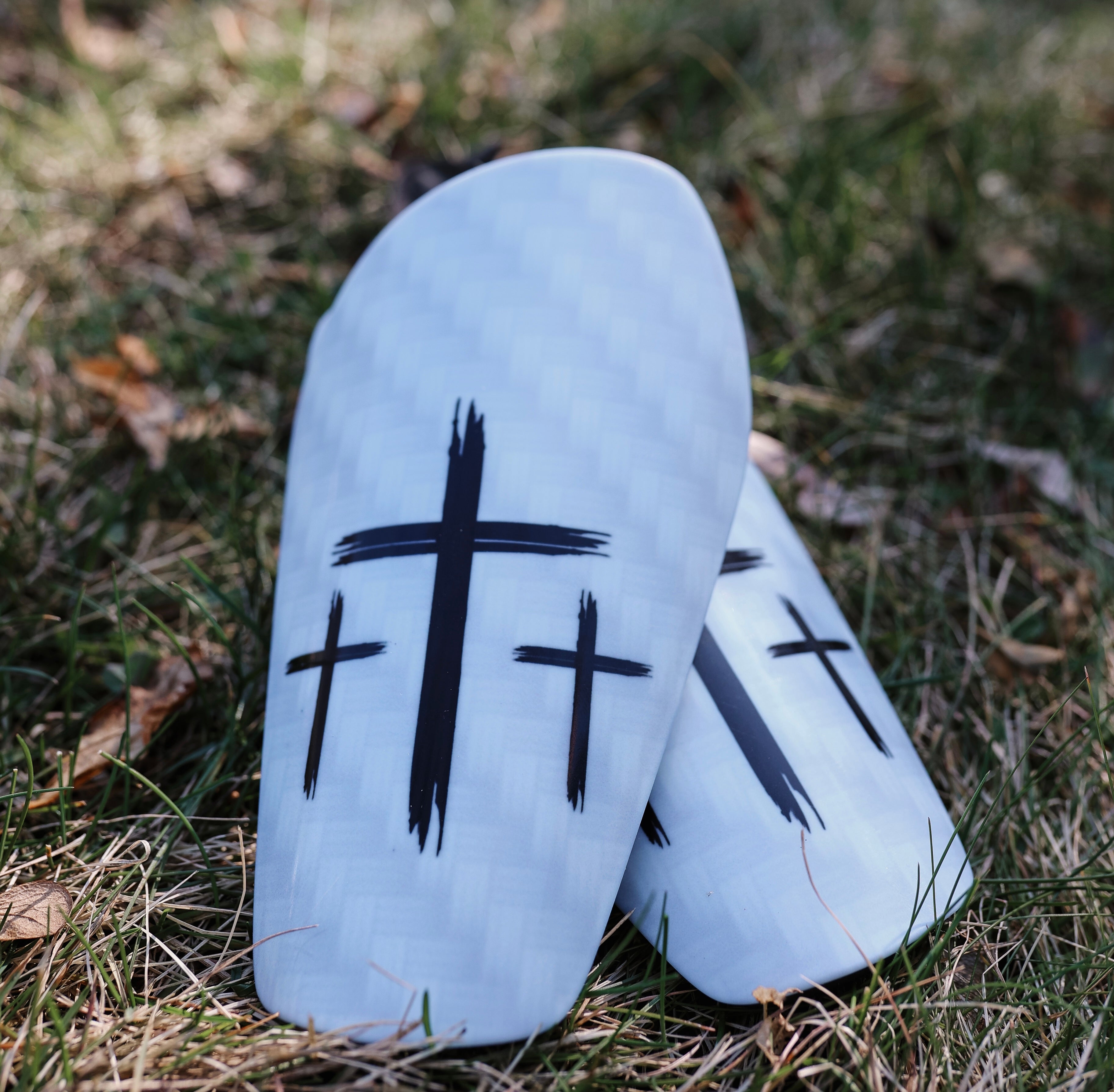 'CROSS' SHIN PADS