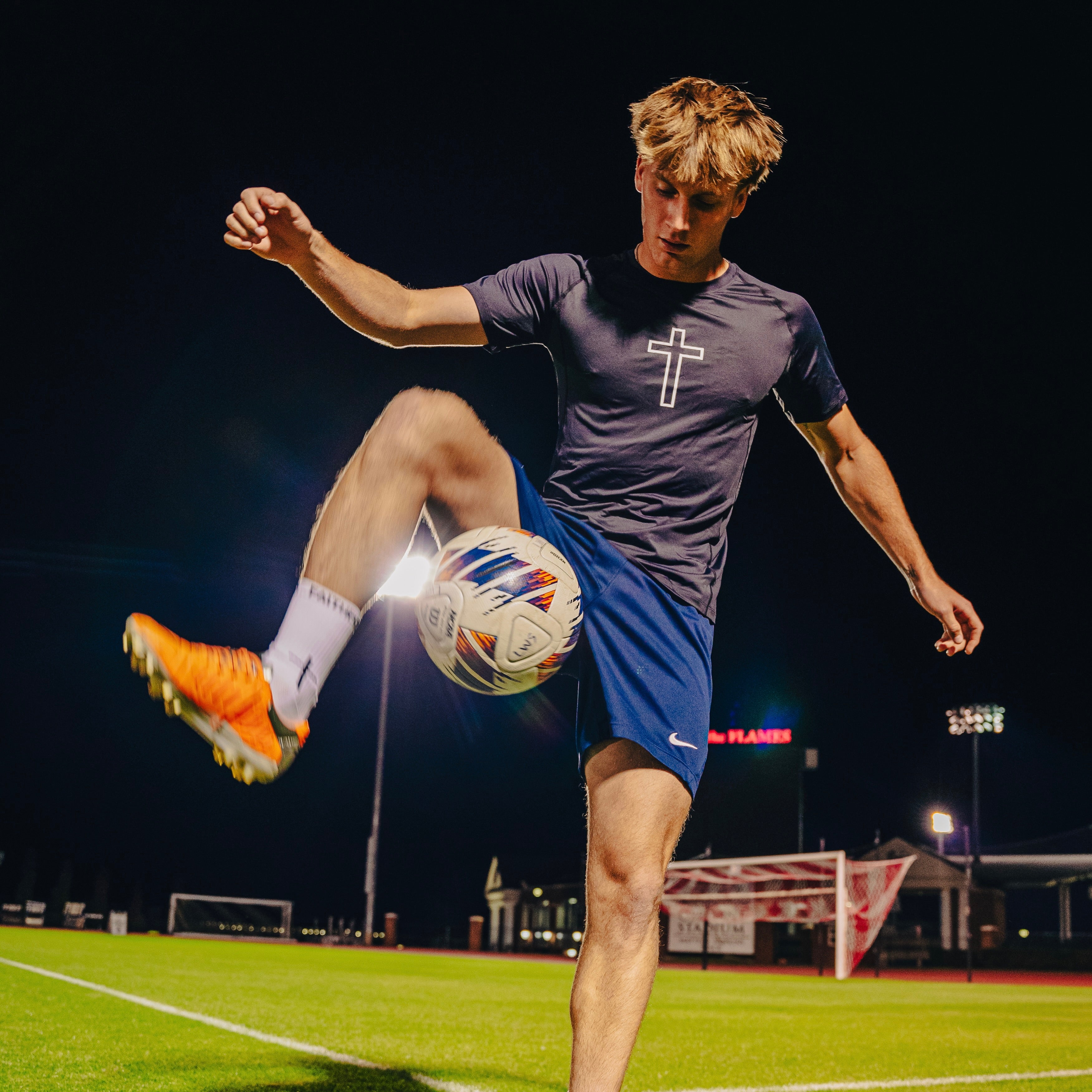 'CROSS' COMPRESSIONS