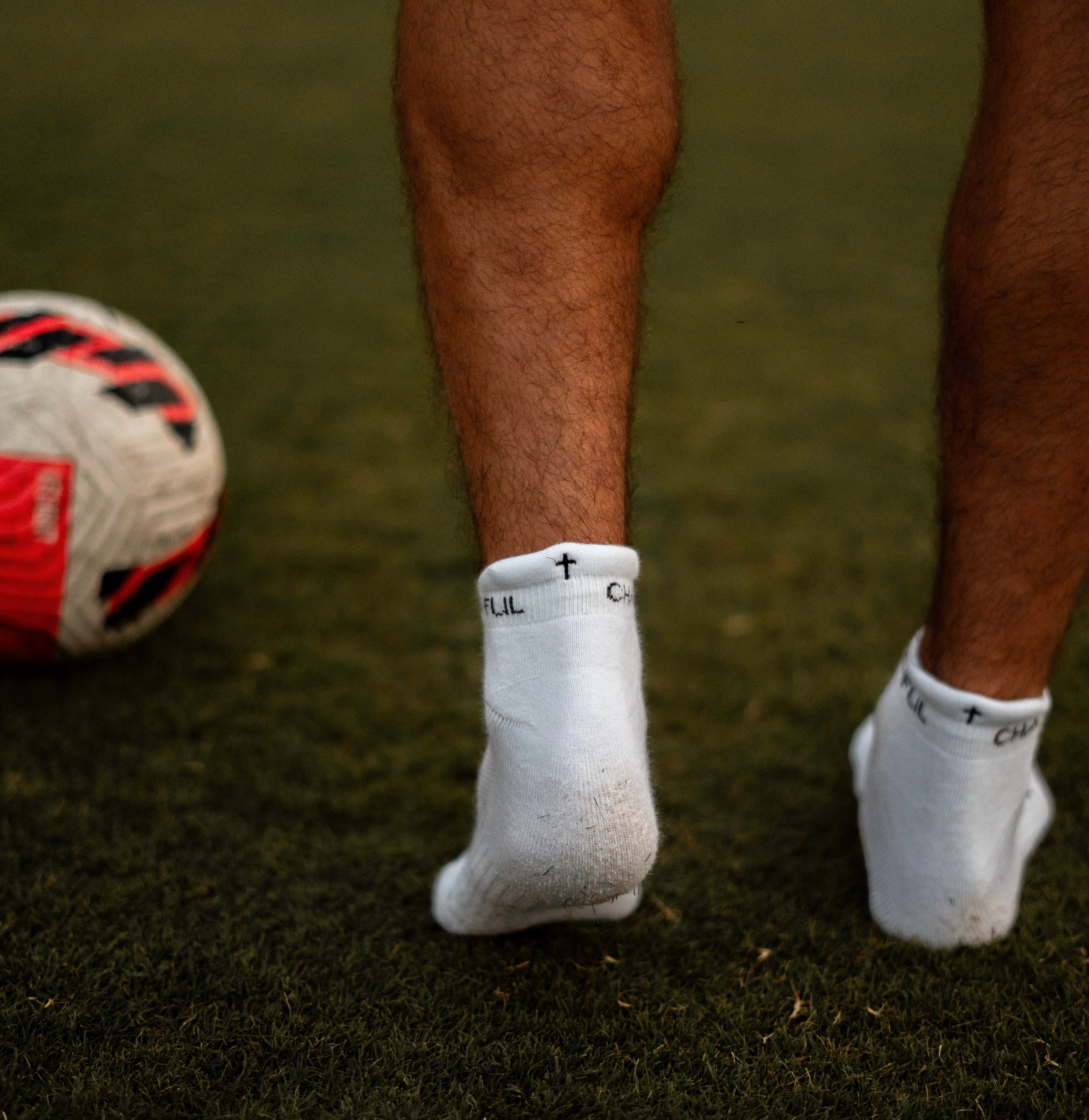 'CROSS' PERFORMANCE ANKLE SOCKS