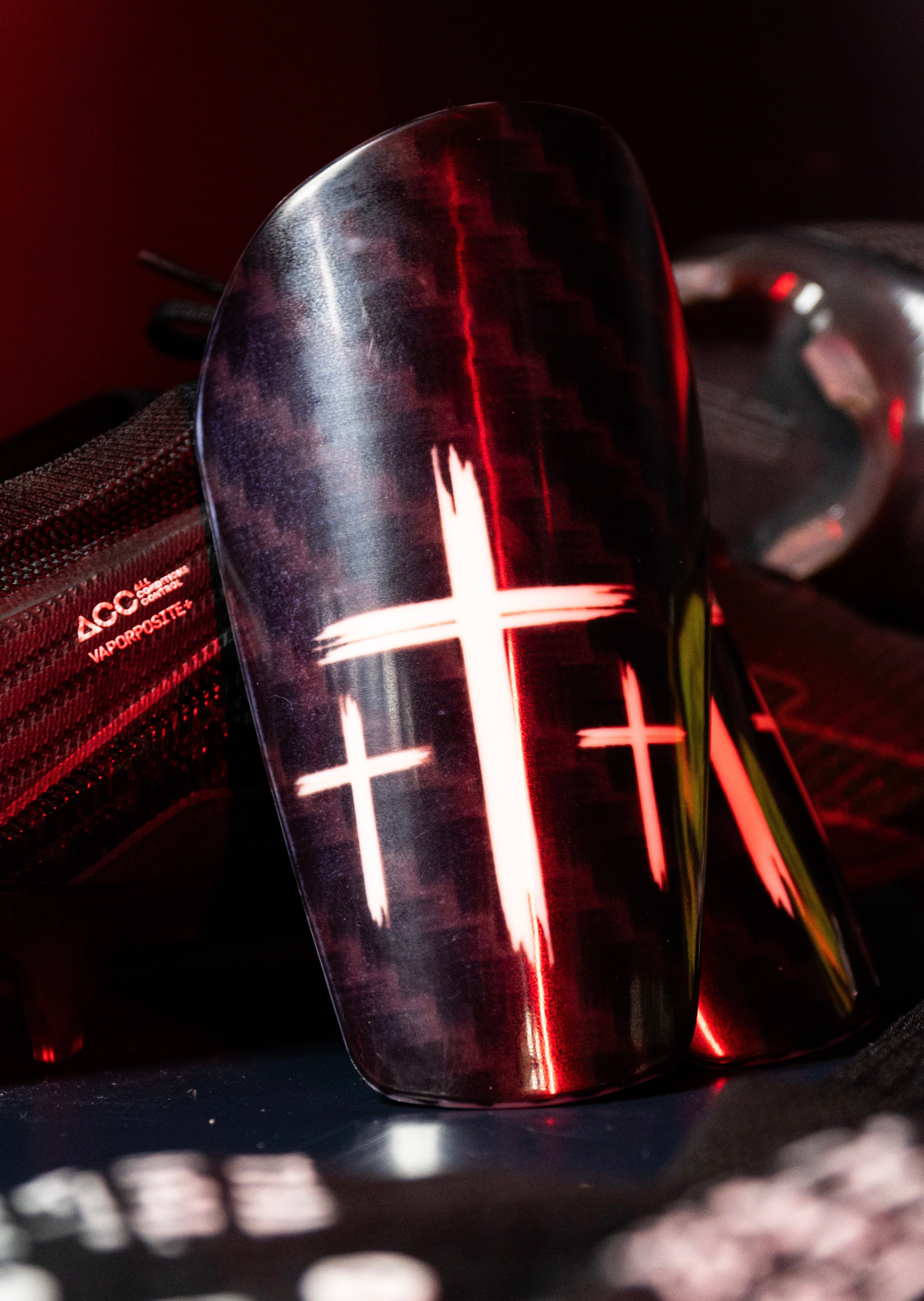 'CROSS' SHIN PADS