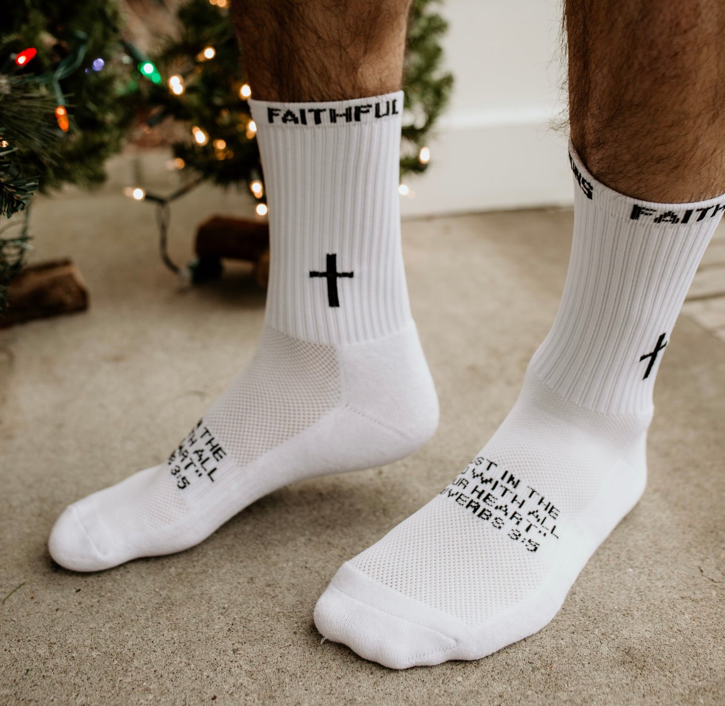 'CROSS' NON-GRIP SOCKS