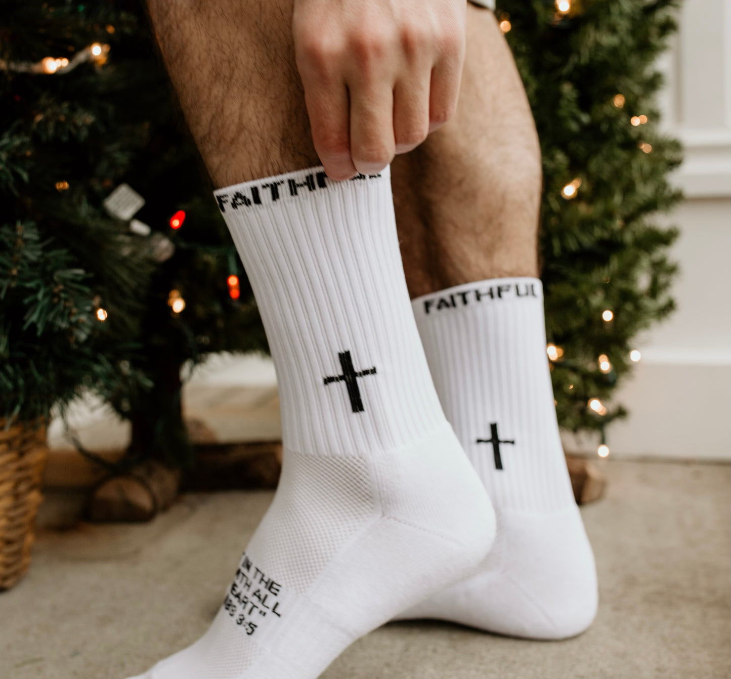 'CROSS' NON-GRIP SOCKS