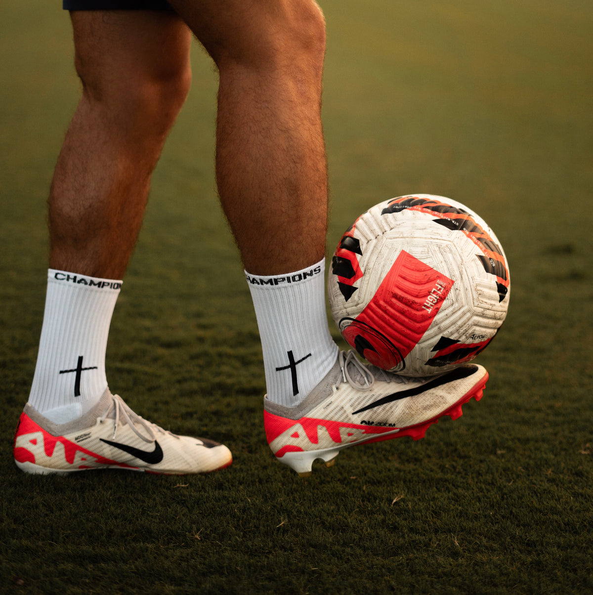 Cross Performance Grip Socks – Faithful Champions